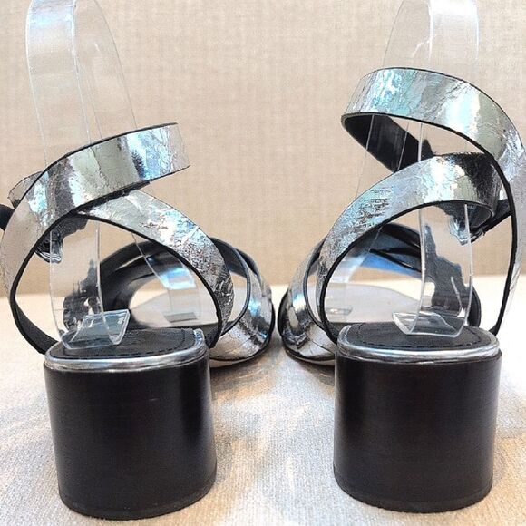 Tory Burch City Heel Sandals Silver Crackle Leather Size 9.5M - Picture 9 of 12